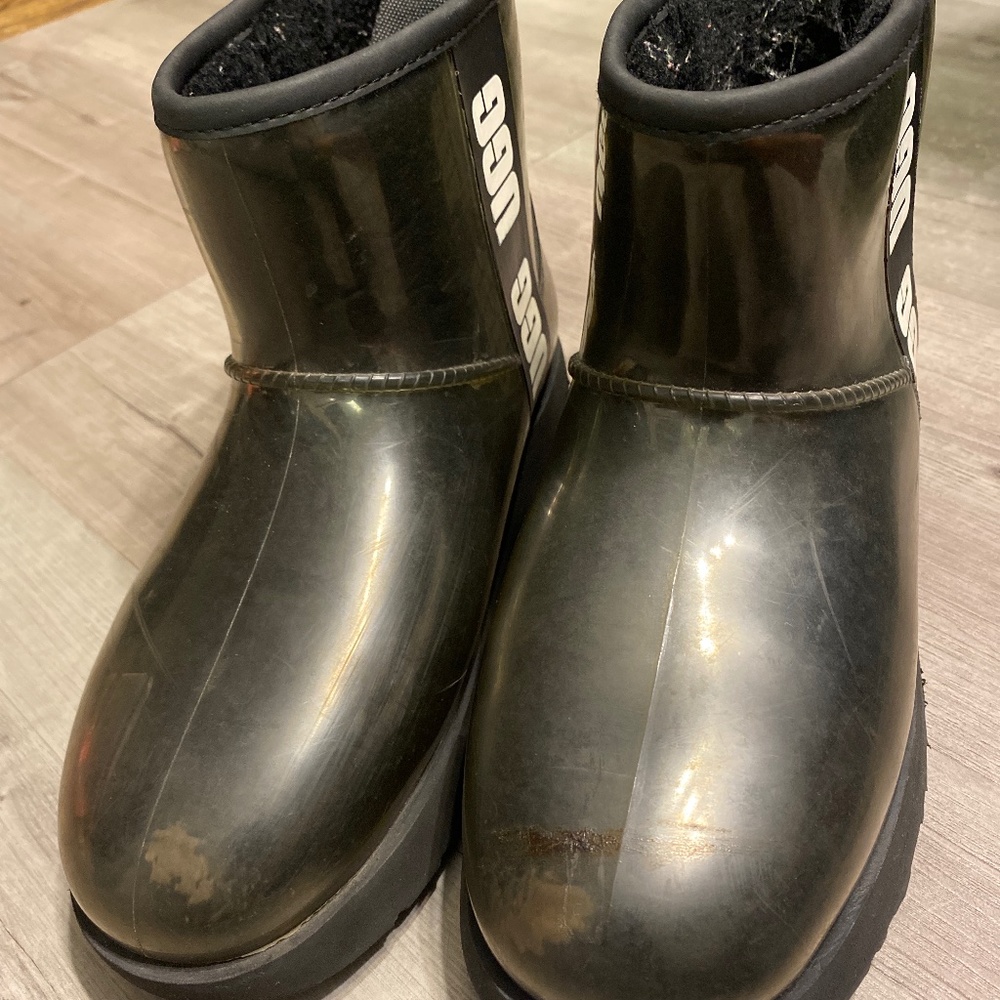 Women’s Black Ugg Rainboots
